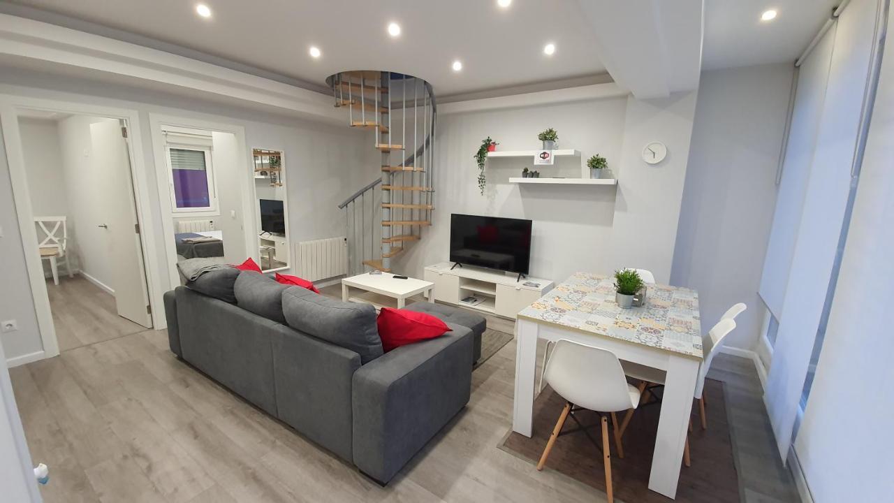 Fantástico Dúplex de 3 habitaciones, cerca de todo, para disfrutar de la ciudad La Coruña Esterno foto