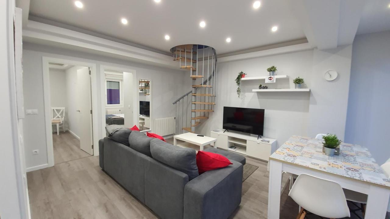 Fantástico Dúplex de 3 habitaciones, cerca de todo, para disfrutar de la ciudad La Coruña Esterno foto