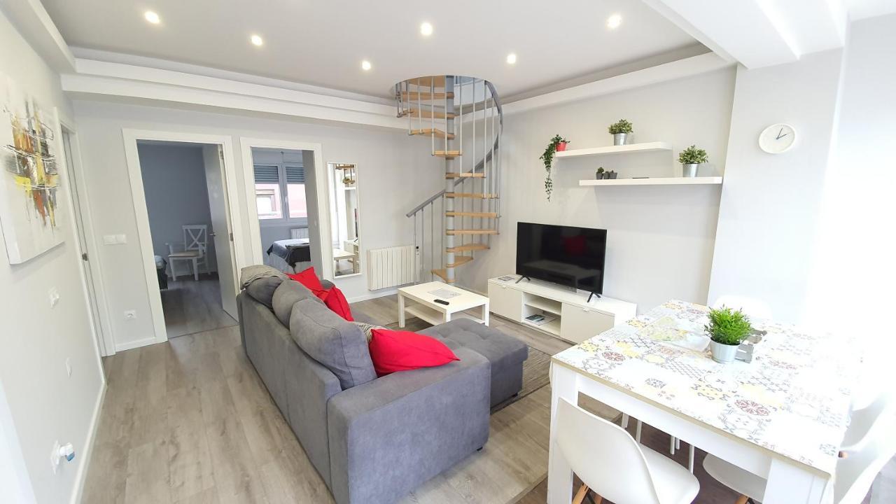 Fantástico Dúplex de 3 habitaciones, cerca de todo, para disfrutar de la ciudad La Coruña Esterno foto